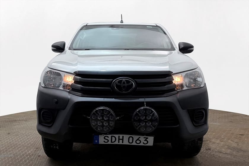 Bild 3 av Toyota Hilux Dubbelhytt 2.4 AWD Drag Värmare MoK Vindic