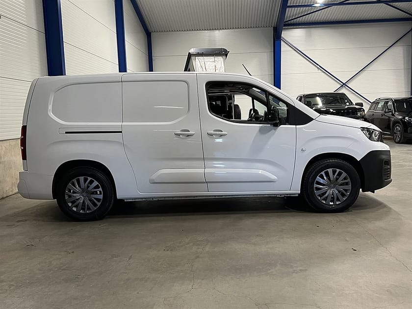 Bild 3 av Peugeot e-Partner L2 136 HK / Leasebar / Drag / Backkamera /