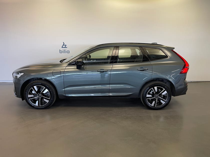 Bild 2 av Volvo XC60 T6 Plus Dark Nordic Edition / Navigation / Backkamera /