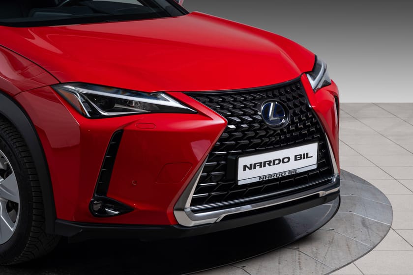 Bilde 2 av Lexus UX 250h E-Four 