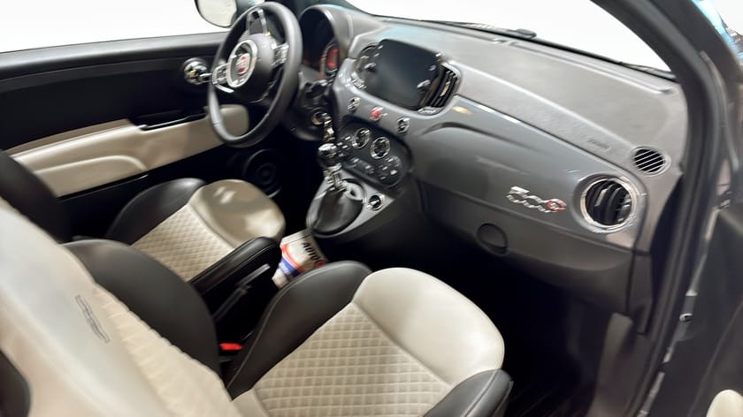 Bild 3 av Fiat 500C Hybrid 70hk CAB Dolcevita