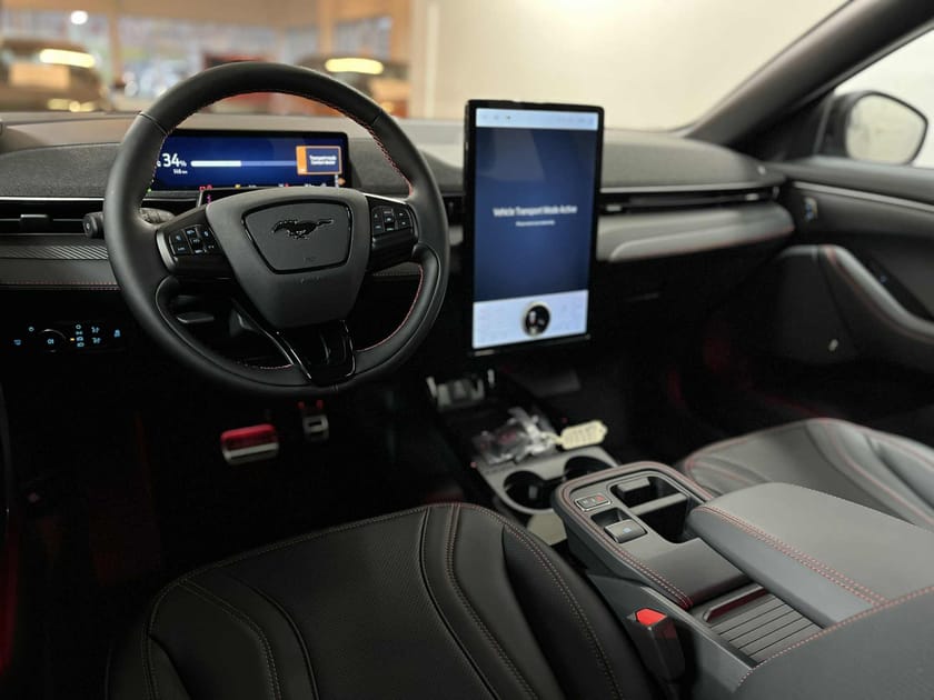Bild 5 av Ford Mustang Mach-E Long Range AWD Prem LRDM 88kWh