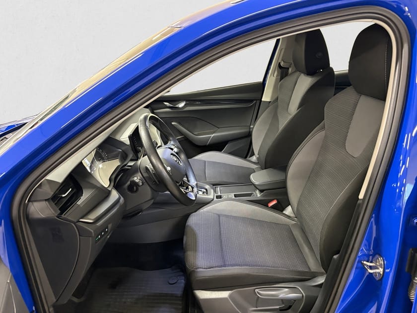 Bild 5 av Škoda Octavia Kombi 1,0 TSI 110 HK M-HEV DSG DragVärm
