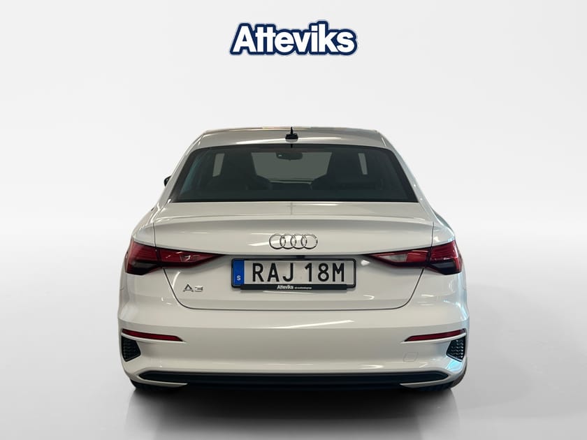 Bild 4 av Audi A3 Sedan 35 TFSI 150hk Backkamera Carplay