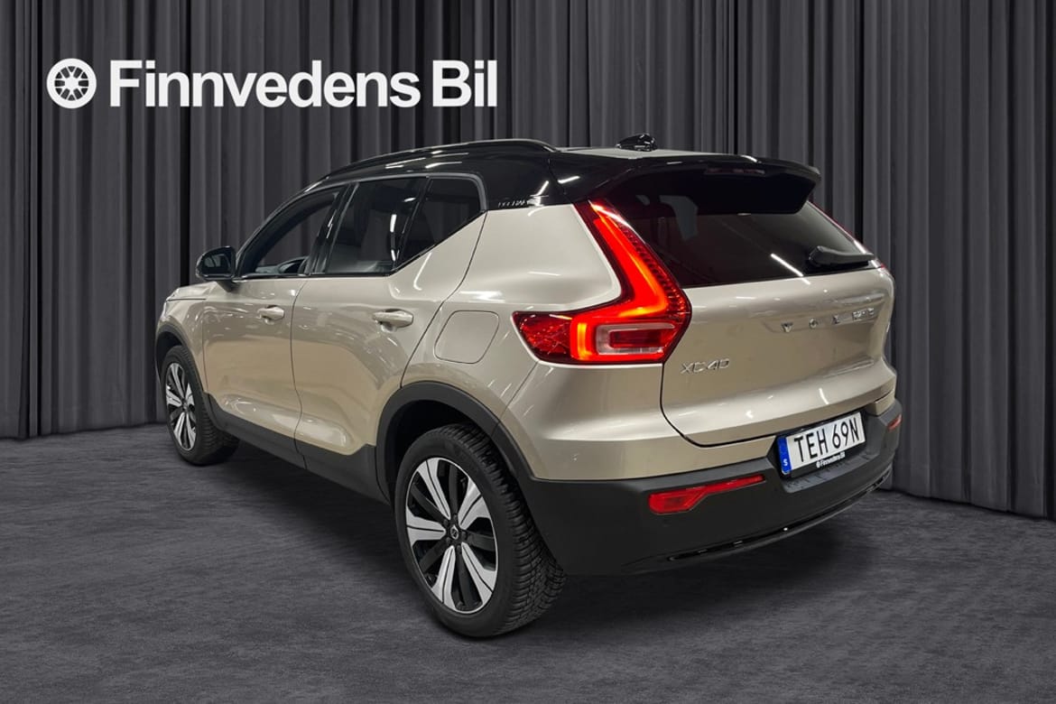 Volvo XC40 2023 - miniatyr 3