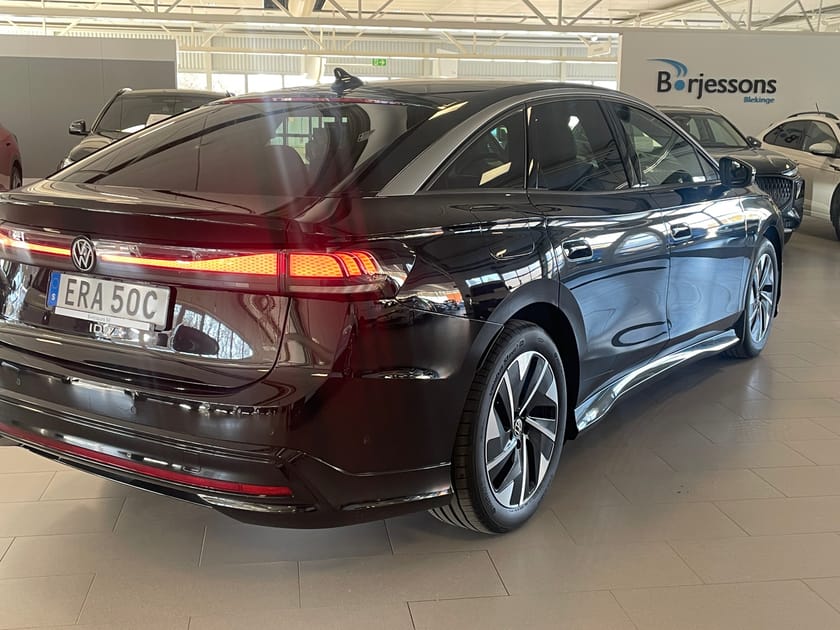 Bild 3 av Volkswagen ID.7 Pro 77kwh EDITION