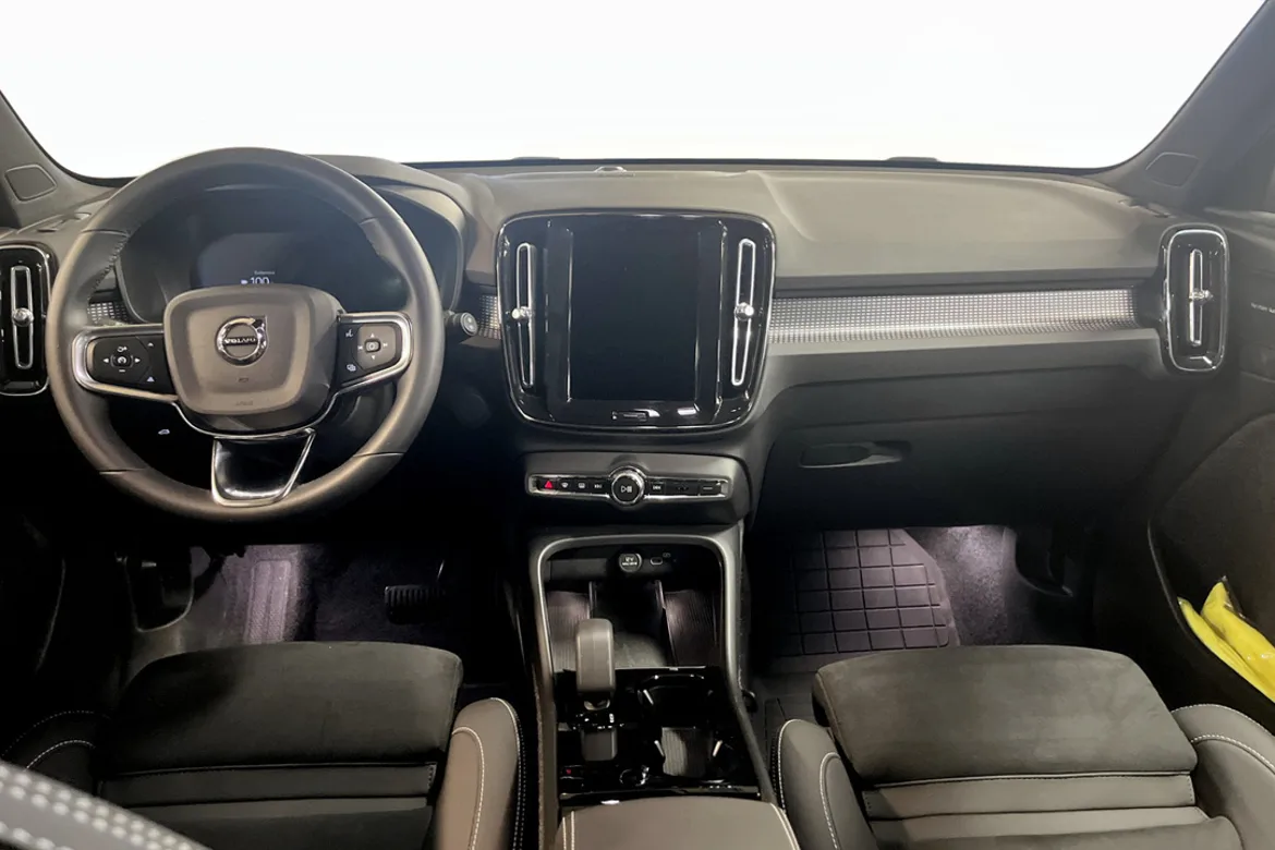 Volvo EX40 Twin Motor Performance