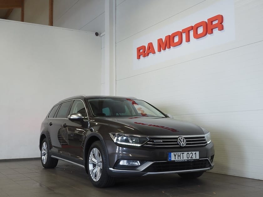 Bild 1 av Volkswagen Passat Alltrack 2.0 TDI 190hk 4Motion | D-värm | Drag | Backkamera |
