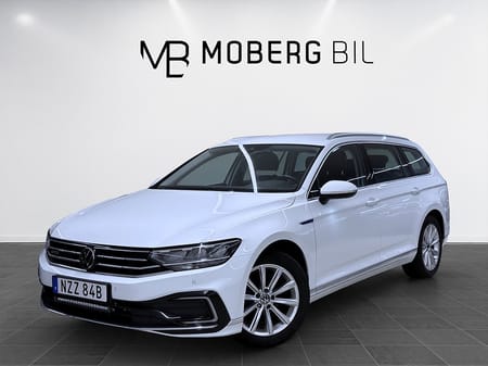 Volkswagen Passat Sportscombi GTE SC 218hk Helg på Moberg! Navi Drag B-Kamera