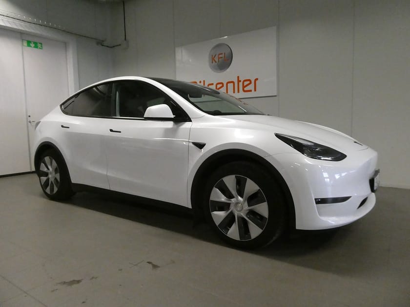 Bild 5 av Tesla Model Y Long Range AWD Drag-Kamera-Navi-Pano-SoV