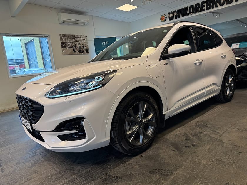 Bild 2 av Ford Kuga Plug-In Hybrid ST-Line Drag Gps B-kamera B&O BLIS 224hk