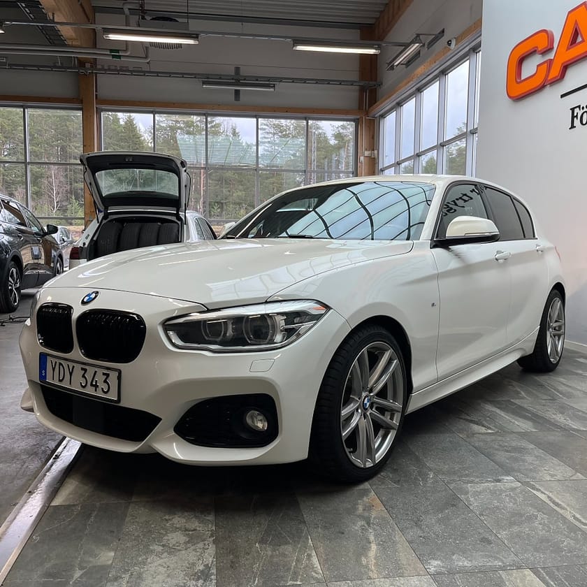 Bild 5 av BMW 118d 5-dörrars Aut M Sport HiFi Adaptiv Farthållare Drag