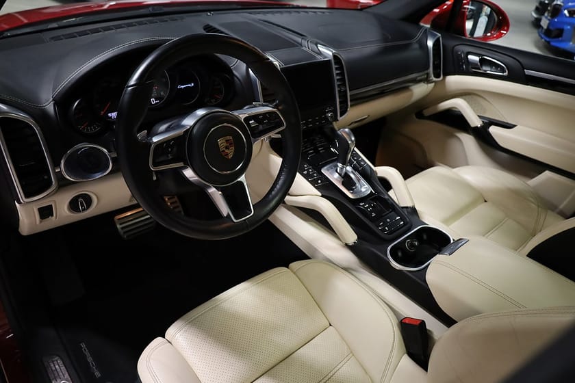 Bild 3 av Porsche Cayenne S Diesel V8 385hk PDLS/Panorama SoV-hjul