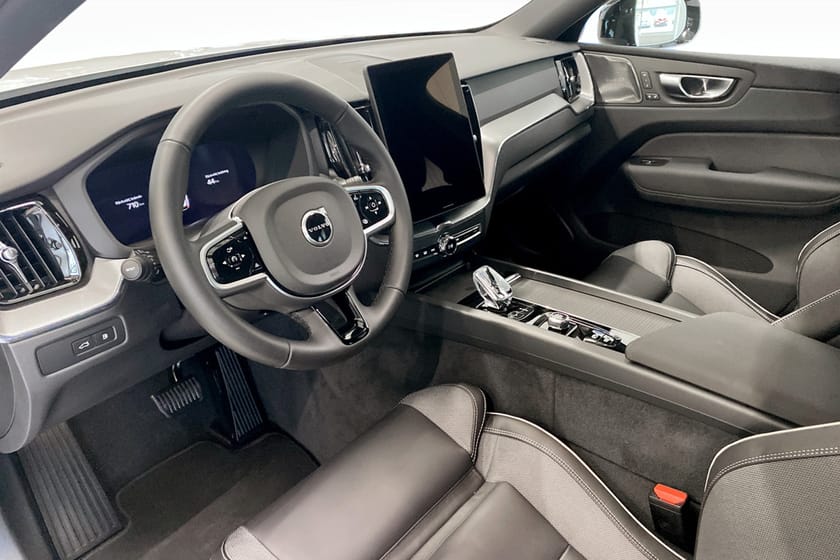 Bild 5 av Volvo XC60 T6 Plus Black Nordic Edition