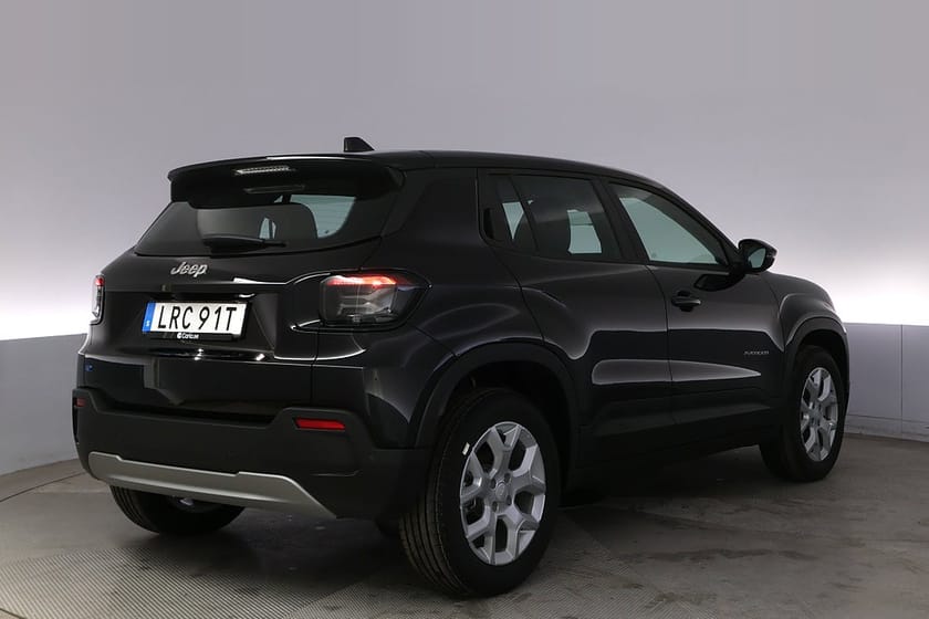 Bild 5 av Jeep Avenger Electric Altitude Kamera AdapFarth Carplay