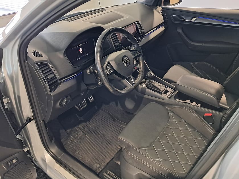 Bild 2 av Škoda Karoq Skoda AWD TSI 190HK 4x4 Sportline Värmare Dragkrok