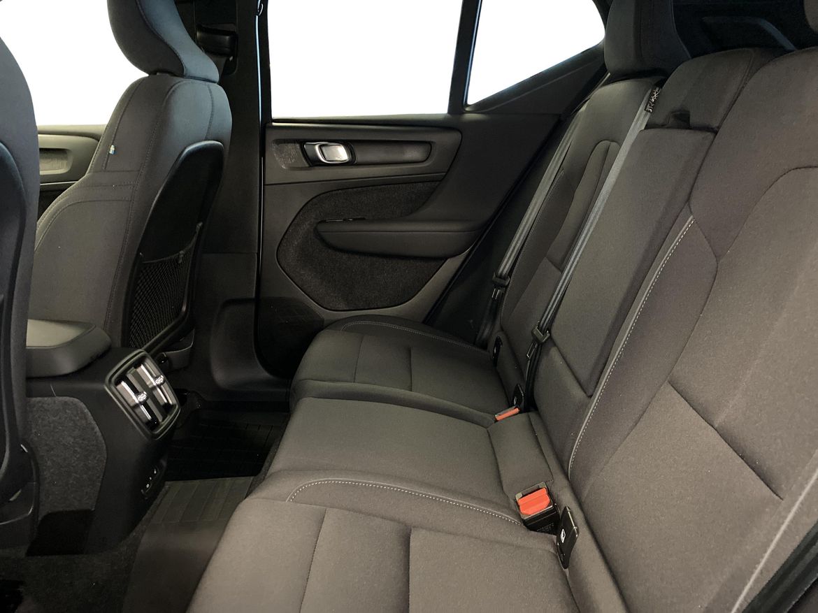 Volvo XC40 2023 - miniatyr 7