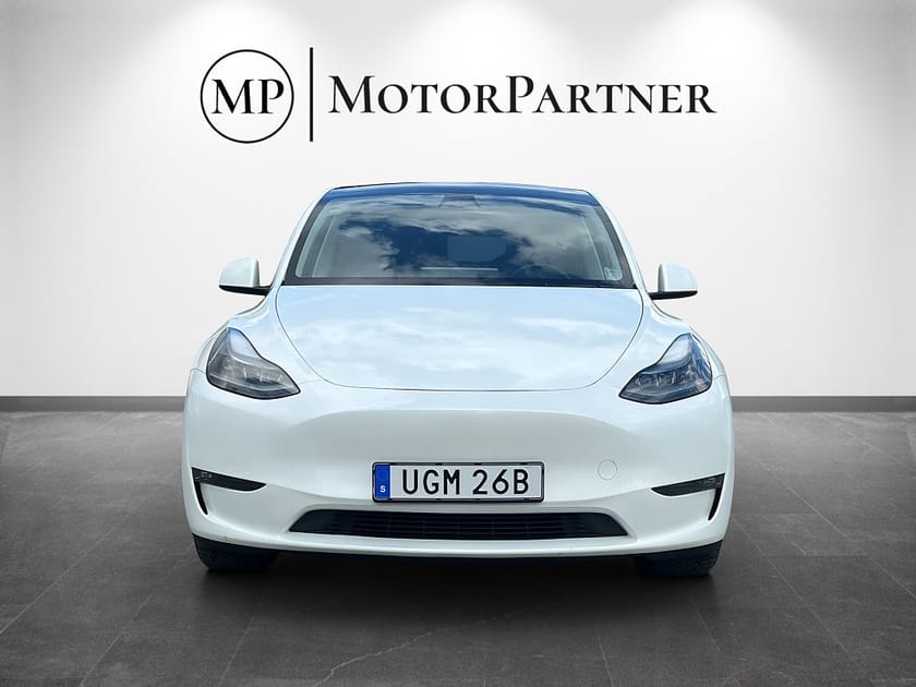 Bild 3 av Tesla Model Y Long Range AWD Autopilot Dragkrok MOMS 514hk