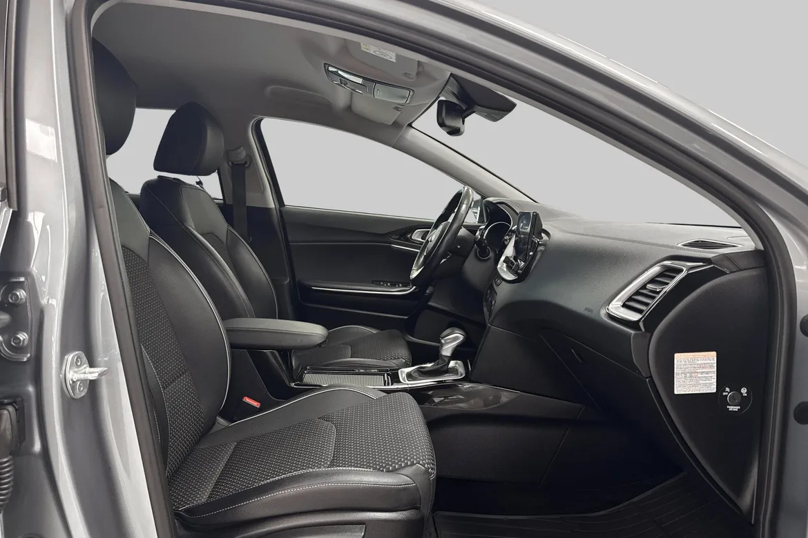 picture of a car