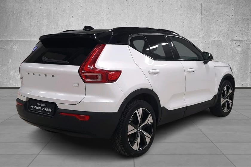 Bilde 4 av Volvo XC40 P8 AWD Recharge 4WD I Hengerfeste I Tonede ruter