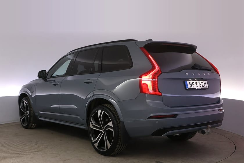 Bild 4 av Volvo XC90 7 Säten Recharge T8 AWD R-Design Pano B&W 360 HUD Drag