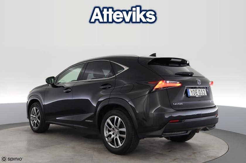 Bild 4 av Lexus NX 300h AWD EXECUTIVE Hybrid *Drag/Elbaklucka/Läder*