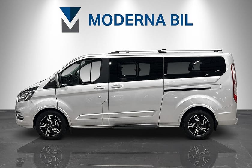 Bild 3 av Ford Tourneo Custom 320 2.0 185hk Titanium L2 Handikappanpassad