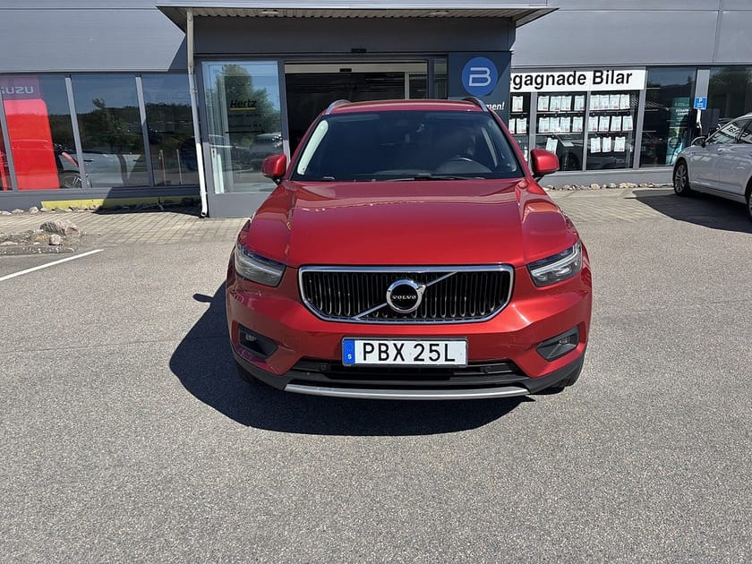 Bild 2 av Volvo XC40 D3 Geartronic Momentum Pro Dragkrok