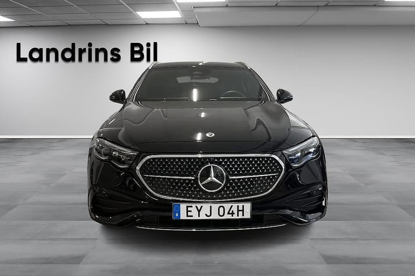 Bild 2 av Mercedes-Benz E 300 d e 4MATIC T de Kombi Laddhybrid AMG-Line