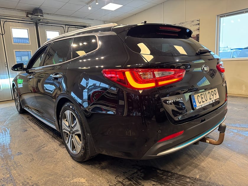Bild 3 av Kia Optima Sport Wagon Plug-in Hybrid Drag Gps H/K Skinn 205hk