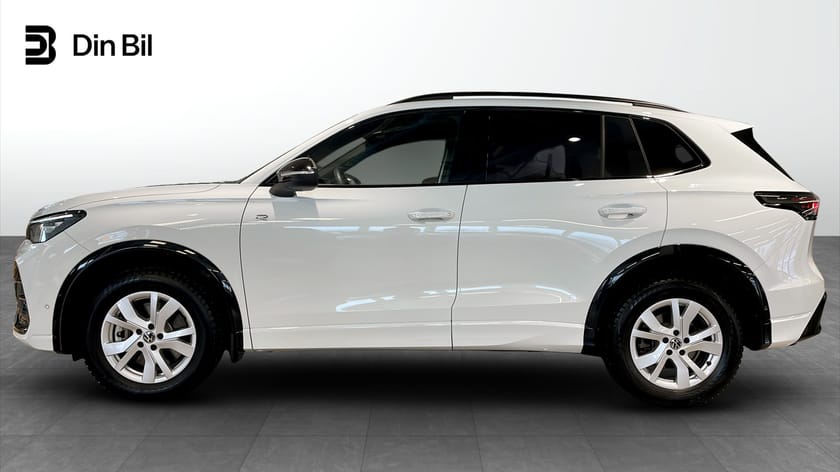 Bild 3 av Volkswagen Tiguan TDI 193 DSG 4M Black Style Drag/Värmare/V-Hjul