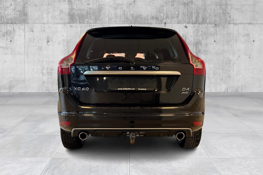 Bilde 3 av Volvo XC60 D4 190hk R-Design/Krok/ACC/Pano/VOC/R.kam/El.bakluke++