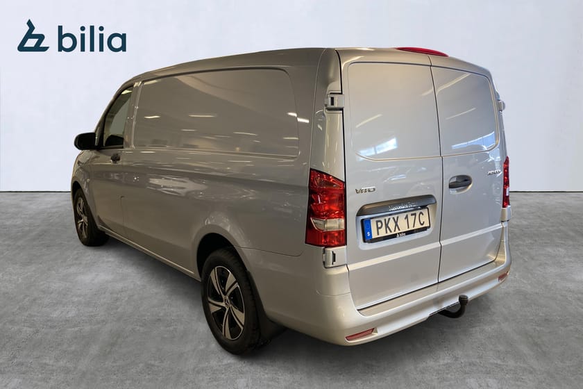 Bild 3 av Mercedes-Benz Vito 110 CDI 2.8t Nedlackad, Alufälgar, Dieselvärme, Drag