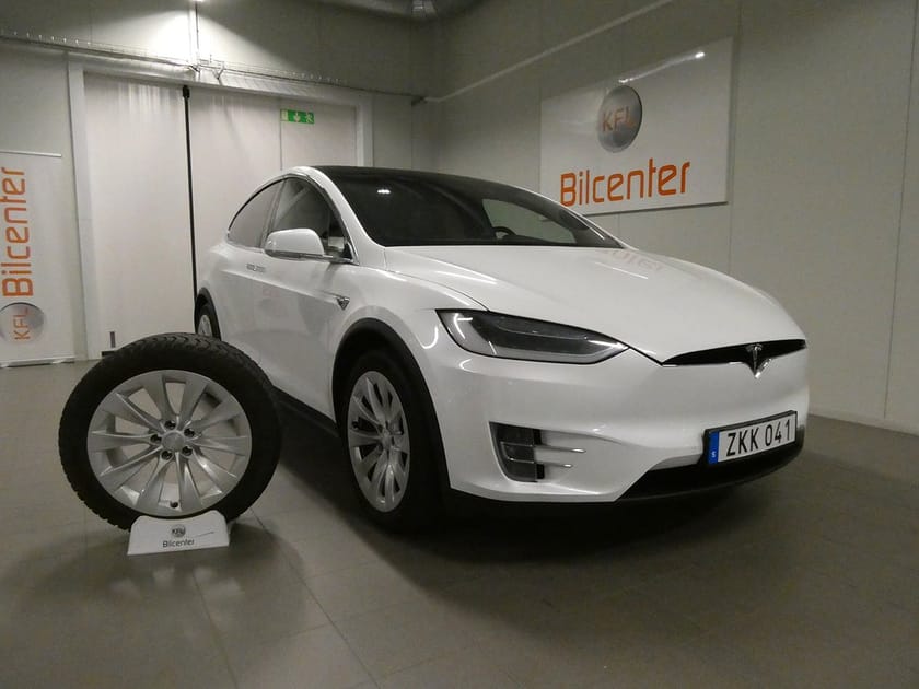 Bild 1 av Tesla Model X 100D 7-sits Navi-Skinn-Dubbdäck