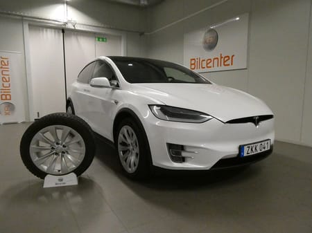 Tesla Model X 100D