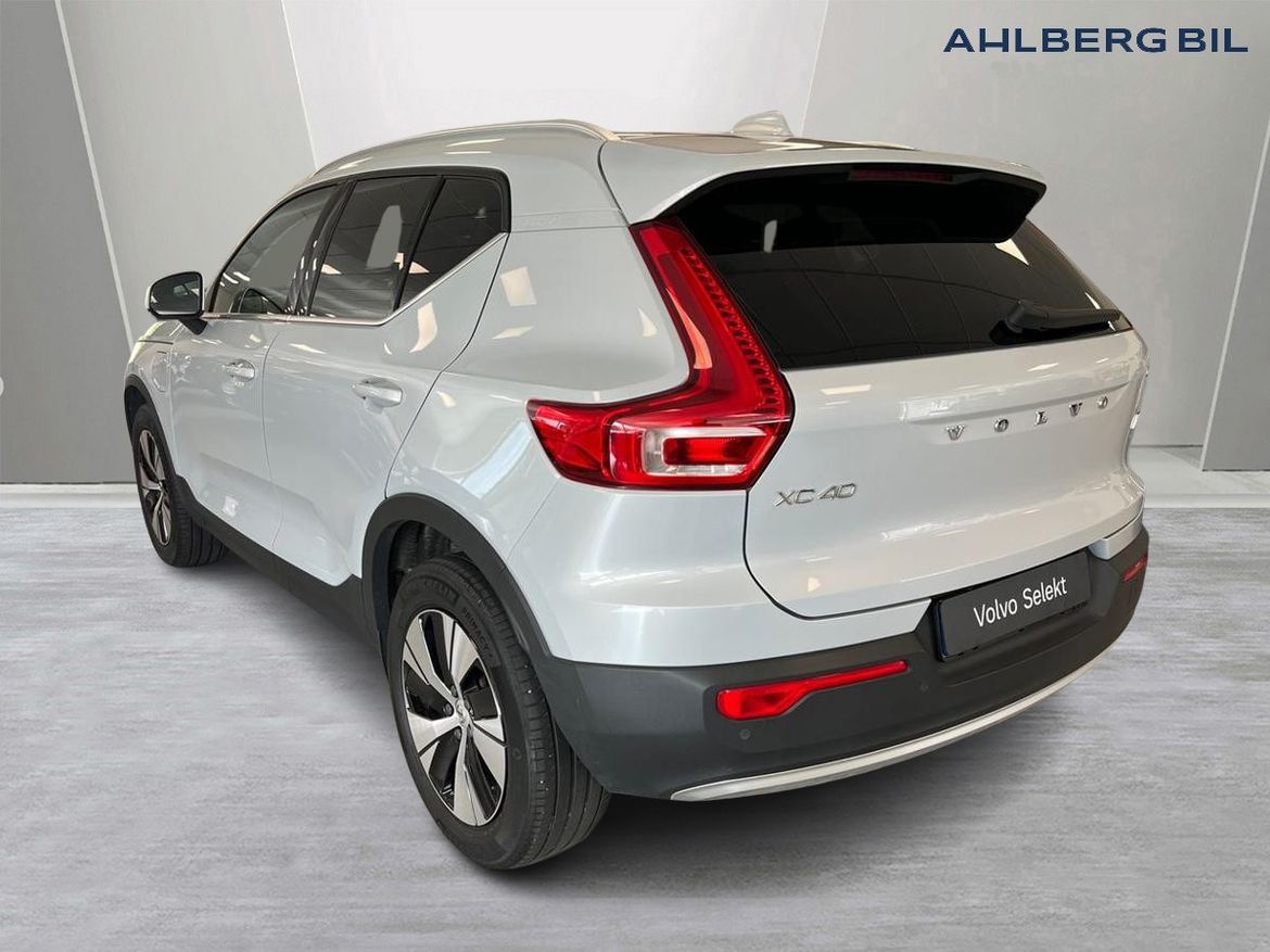 Volvo XC40 2021 - miniatyr 3