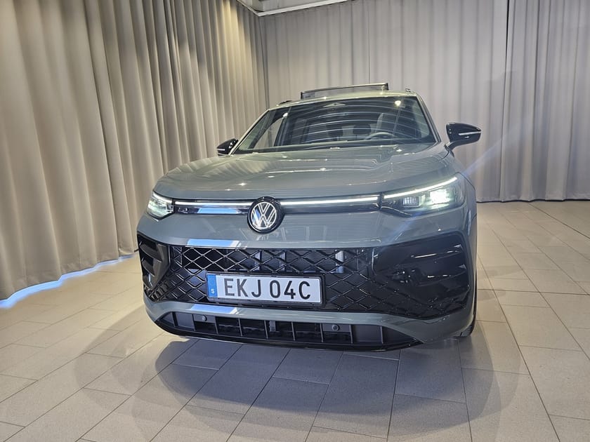 Bild 3 av Volkswagen Tayron eHybrid PHEV R-L P 130 TSID6F