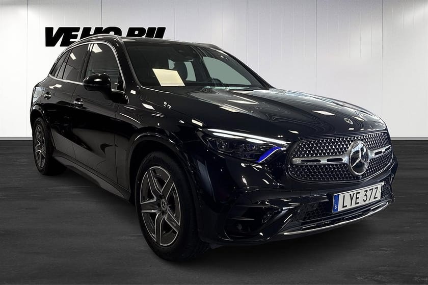Bild 2 av Mercedes-Benz GLC 300 d e 4MATIC DE AMG Line | Luftfjädring | Bakaxelstyrning