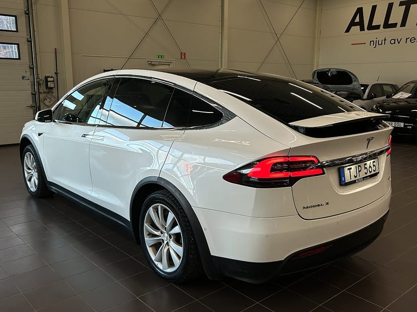 Bild 4 av Tesla Model X 90D 423hk Softclose/Keyless/Kamera/Helskinn/6-sits/Moms