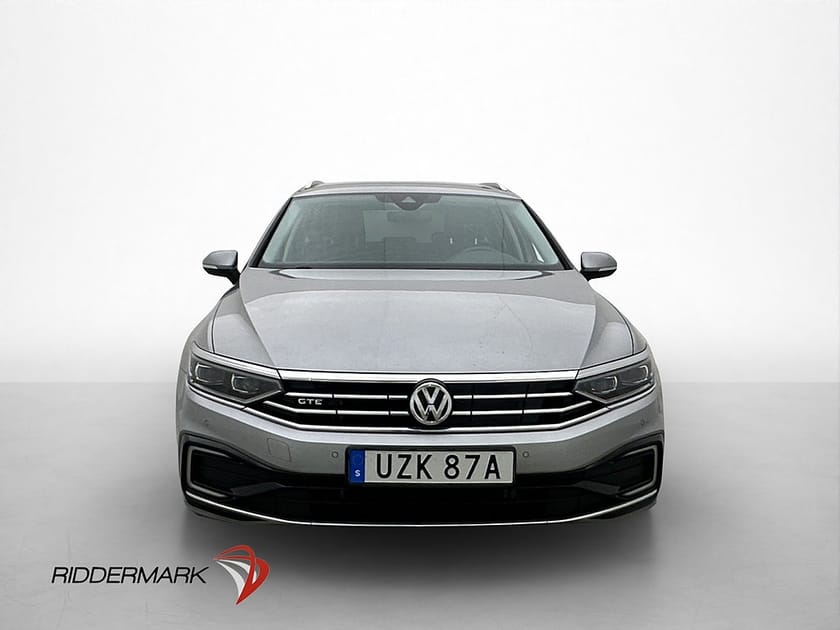 Bild 2 av Volkswagen Passat Sportscombi GTE 218hk P-Värmare Kamera CarPlay Drag