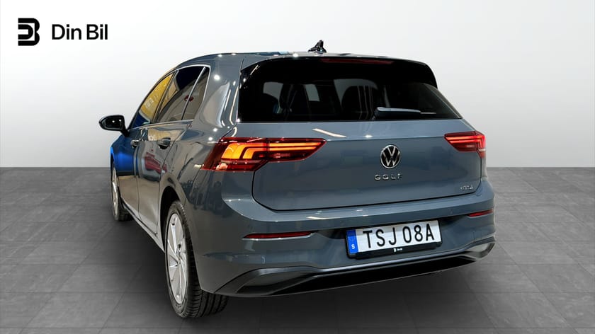 Bild 3 av Volkswagen Golf eTSI150 DSG Edition/Komfort/P-värmare
