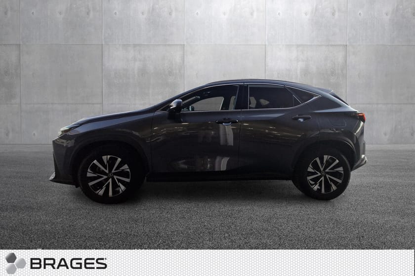 Bilde 2 av Lexus NX 450h+ Executive Tech