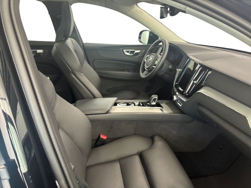 Bild 4 av Volvo XC60 T6 Plus Bright Nordic Edition
