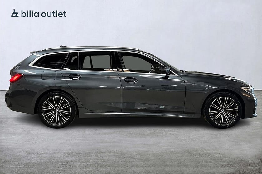 Bild 4 av BMW 320d xDrive Touring 320 M Sport 190hk Cockpit Navi Drag HiFi