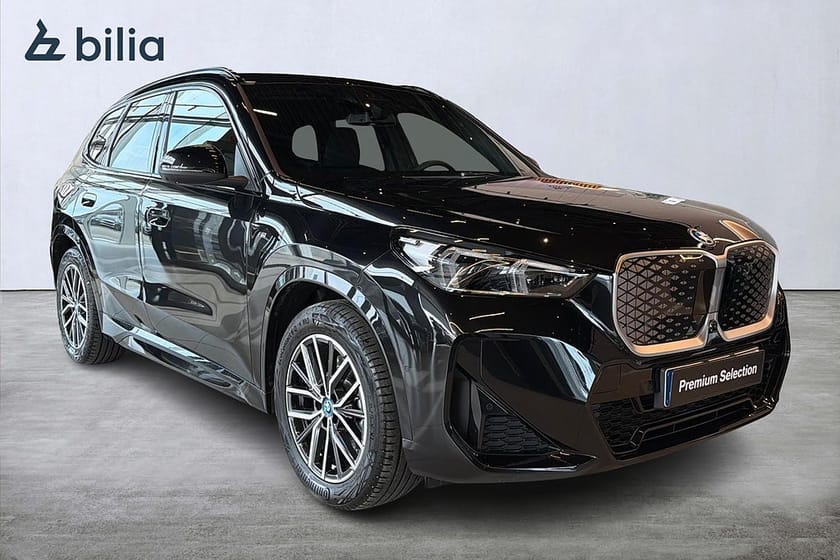 Bild 2 av BMW iX1 xDrive30 xDrive 30 M Sport | Innovation | 360° | HUD | Drag