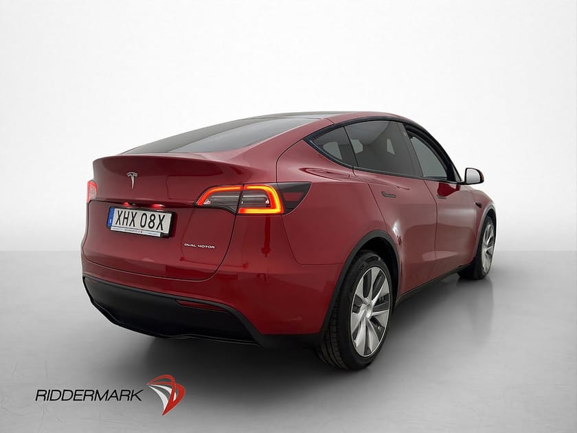 Bild 5 av Tesla Model Y Long Range AWD Autopilot Svensksåld MOMS