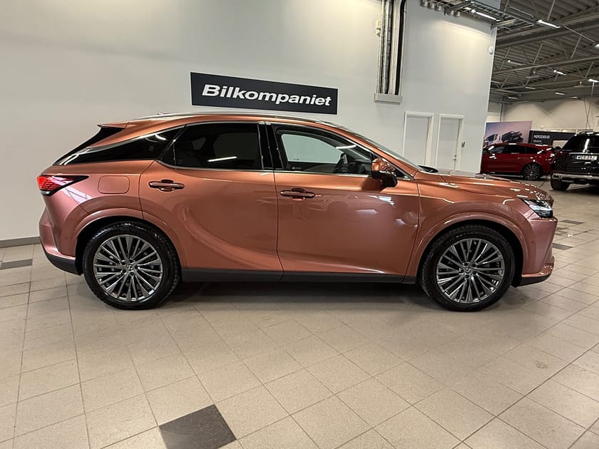 Bild 2 av Lexus RX 450h+ E-CVT Luxury Line Euro 6