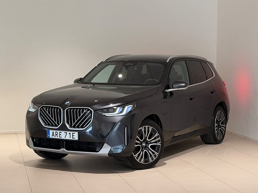 Bild 1 av BMW X3 30e xDrive xDrive, Drag, Värmare, Driving/Parking Plus, HK,20"