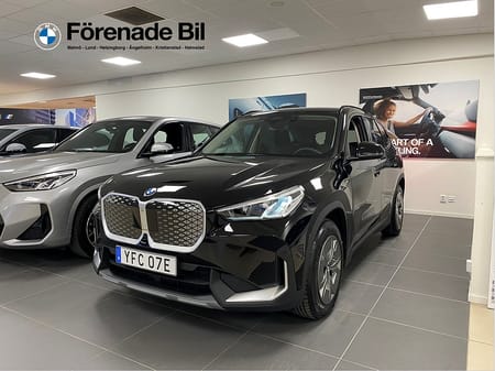 BMW iX1 xDrive30