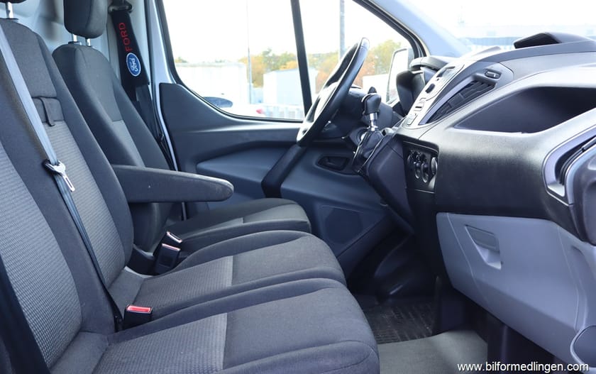Bild 4 av Ford Transit Custom 270 2.2 TDCi Manuell Drag Värmare